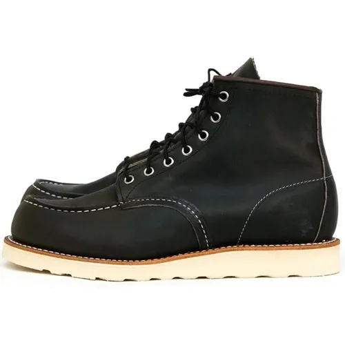 Classic Leather Red Wing , male, Sizes: 10 1/2 UK, 10 UK, 8 UK, 9 UK, 6 UK - Red Wing Shoes - Modalova