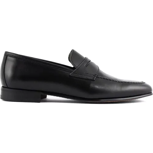 Flat Shoes, Calfskin Loafers , male, Sizes: 7 UK, 6 UK, 7 1/2 UK, 8 UK, 11 UK - Berwick - Modalova