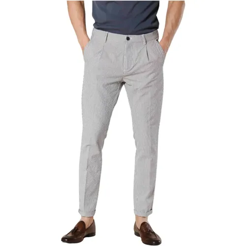 Gestreifte Seersucker Karotten-Passform Chino Hose , Herren, Größe: 2XL - Mason's - Modalova