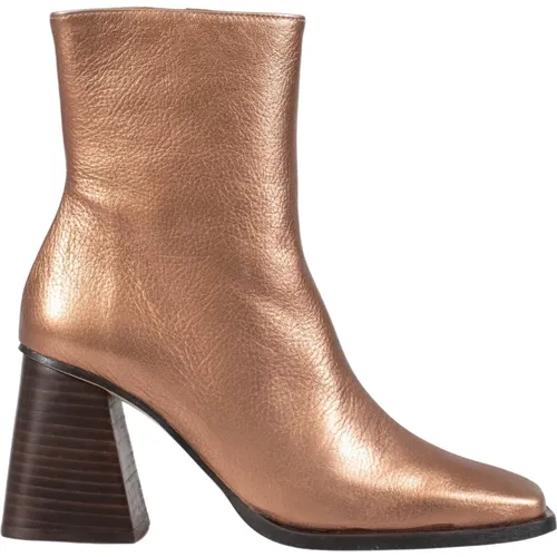 Heeled Boots , female, Sizes: 4 UK, 5 UK, 7 UK, 6 UK, 3 UK, 8 UK - ALOHAS - Modalova