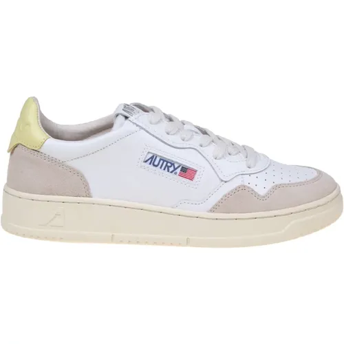 Mens Shoes Sneakers White/yellow Ss24 , male, Sizes: 9 UK - Autry - Modalova