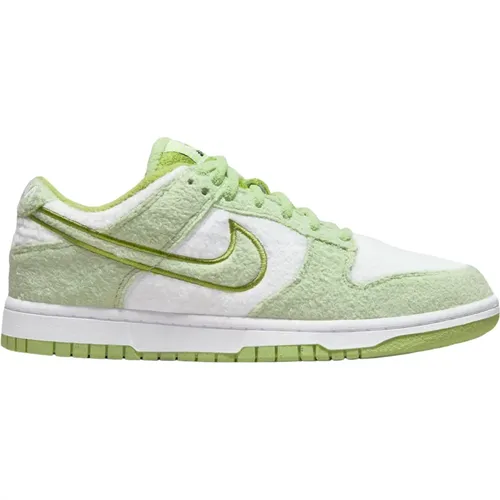 Fleece Sneakers Honeydew Style , male, Sizes: 10 1/2 UK, 2 UK, 8 1/2 UK, 1 1/2 UK, 5 UK, 4 1/2 UK, 3 1/2 UK, 8 UK, 4 UK, 9 UK, 10 UK, 2 1/2 UK, 6 UK, - Nike - Modalova