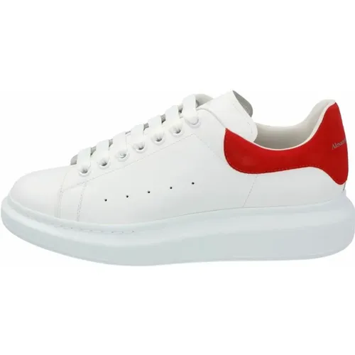 Oversized Sneakers , male, Sizes: 10 UK, 9 UK, 5 1/2 UK, 6 1/2 UK, 8 1/2 UK, 9 1/2 UK, 11 UK, 6 UK, 7 1/2 UK - alexander mcqueen - Modalova