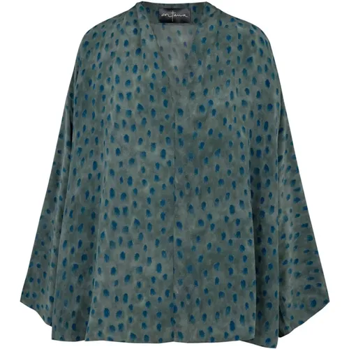 Silk blouse with ciro print , female, Sizes: 2XL, XL - Cortana - Modalova
