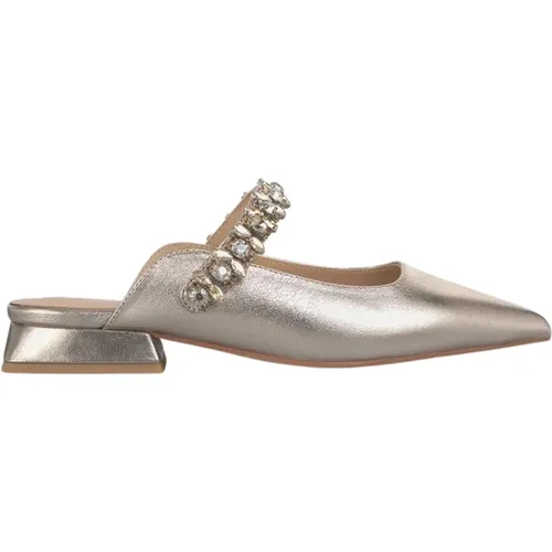 Flat Mule with Embellished Toe , female, Sizes: 5 UK, 6 UK, 4 UK - Alma en Pena - Modalova