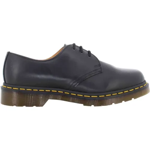 Shoes , unisex, Sizes: 3 UK, 5 UK, 6 UK, 8 UK - Dr. Martens - Modalova