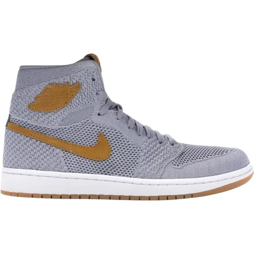 Retro High Flyknit Wolf Grey Edition , male, Sizes: 8 UK, 6 UK, 10 UK, 8 1/2 UK, 11 UK - Nike - Modalova