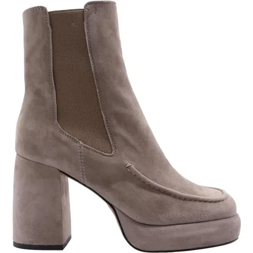 Heeled Boots , female, Sizes: 6 UK - Nando Neri - Modalova