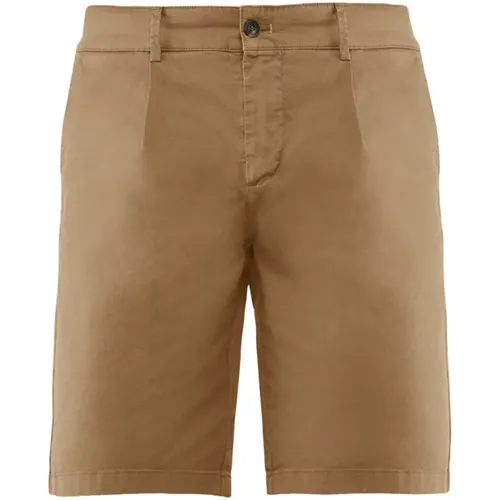 Pleated Chino Shorts , male, Sizes: W30, W28, W33, W31, W32, W29, W36, W34 - BomBoogie - Modalova