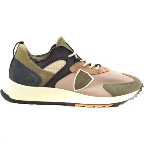 Stylish Sneakers for Men , male, Sizes: 10 UK, 11 UK - Philippe Model - Modalova