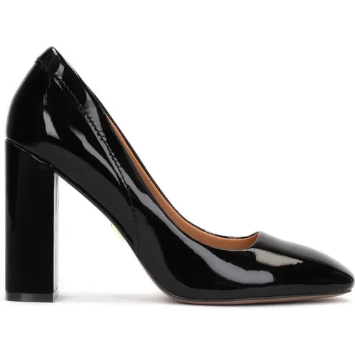 Damen lackierte schwarze Pumps mit eckiger Zehenpartie - Kazar - Modalova