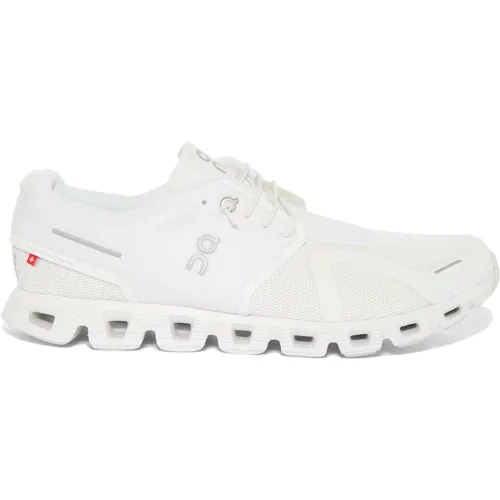 Cloud 5 Sneakers Men , male, Sizes: 6 1/2 UK, 10 1/2 UK, 9 UK, 7 UK, 8 UK, 12 UK, 11 UK, 8 1/2 UK, 10 UK - ON Running - Modalova