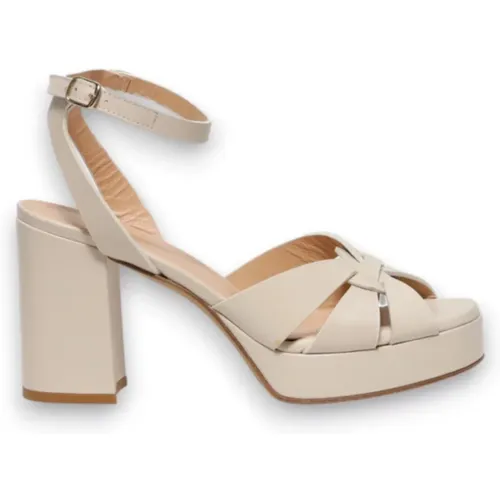 Platform Sandals Ss24 , female, Sizes: 4 UK, 5 UK, 4 1/2 UK - Guglielmo Rotta - Modalova