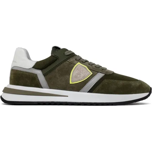 Militärgrüne und weiße Wildleder Tropez 2.1 Sneakers , Herren, Größe: 40 EU - Philippe Model - Modalova