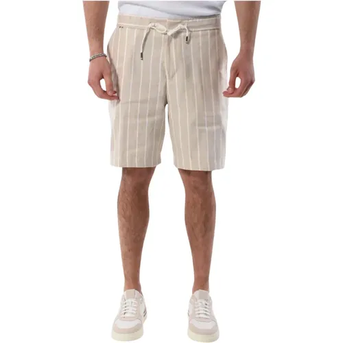 Casual Shorts , male, Sizes: M - Hugo Boss - Modalova