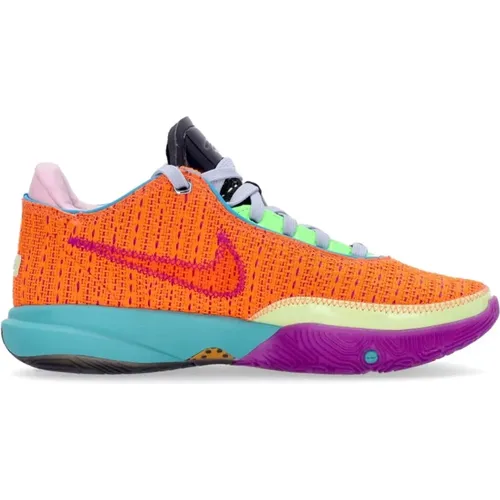 Xx Basketball Shoe Total Orange , male, Sizes: 8 1/2 UK, 8 UK, 2 UK - Nike - Modalova