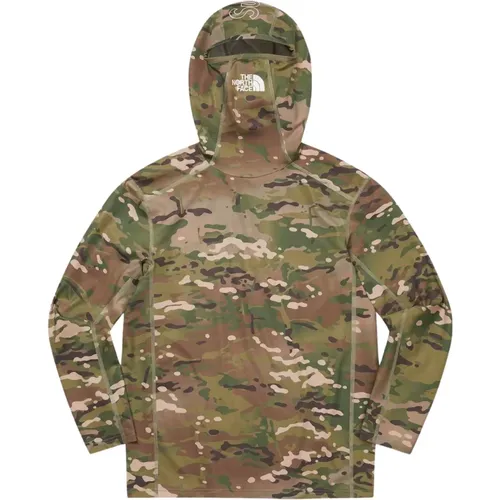 Limitierte Auflage Base Layer Top Multi Camo , Herren, Größe: M - Supreme - Modalova