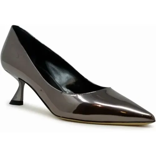 Grey Patent Leather Pumps Fw24 Season , female, Sizes: 8 1/2 UK, 7 UK, 5 UK, 6 UK, 4 UK, 5 1/2 UK - Ninalilou - Modalova