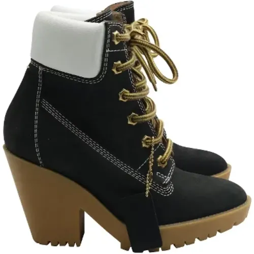 Pre-owned Suede boots , female, Sizes: 2 UK - Maison Margiela Pre-owned - Modalova