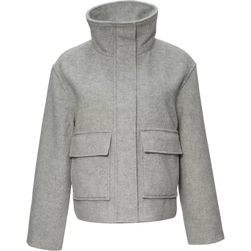 Kurze Wolljacke mit Taschen - s.Oliver - Modalova