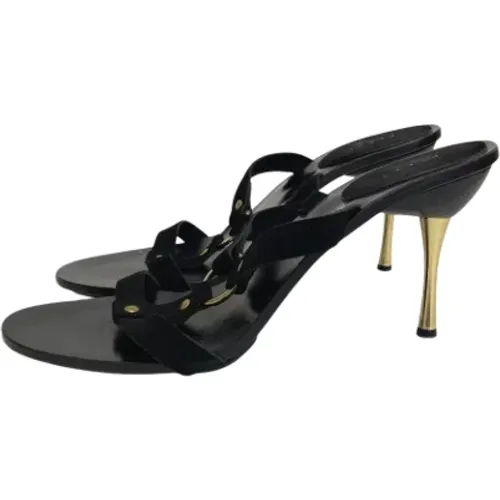 Pre-owned Leather sandals , female, Sizes: 7 1/2 UK - Gucci Vintage - Modalova