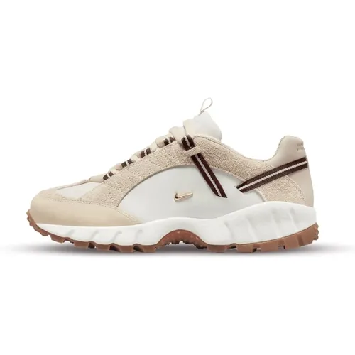 Air Humara LX Jacquemus Sneakers , male, Sizes: 4 1/2 UK, 10 1/2 UK, 2 UK, 11 1/2 UK, 6 UK, 5 UK, 14 1/2 UK, 11 UK, 13 1/2 UK, 9 UK, 13 UK, 8 UK, 4 UK - Nike - Modalova