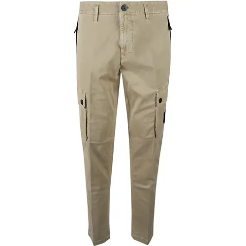 Slim Cargo Pants , male, Sizes: W32, W31, W33 - Stone Island - Modalova