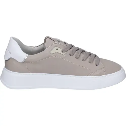 Leather Men's Sneakers Stylish Shoes , male, Sizes: 7 UK, 11 UK, 8 UK, 9 UK - Philippe Model - Modalova