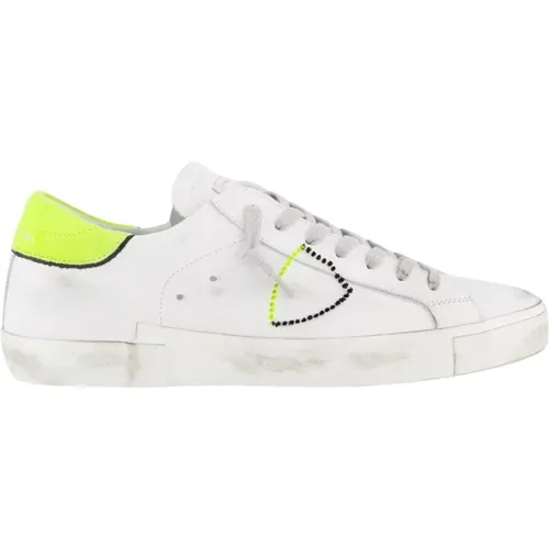 Low Top Sneakers , male, Sizes: 9 UK, 11 UK, 8 UK, 10 UK, 7 UK - Philippe Model - Modalova