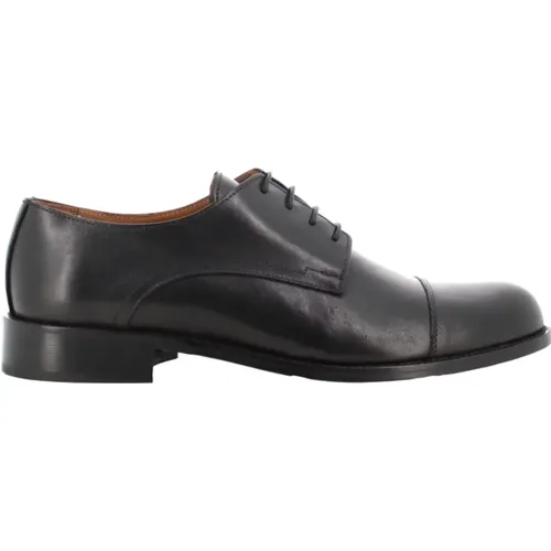 Classic European Style Shoes , male, Sizes: 8 UK - Exton - Modalova