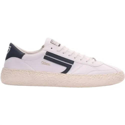 Classic Sneakers , male, Sizes: 6 UK, 7 UK, 10 UK, 11 UK, 8 UK - Puraai - Modalova