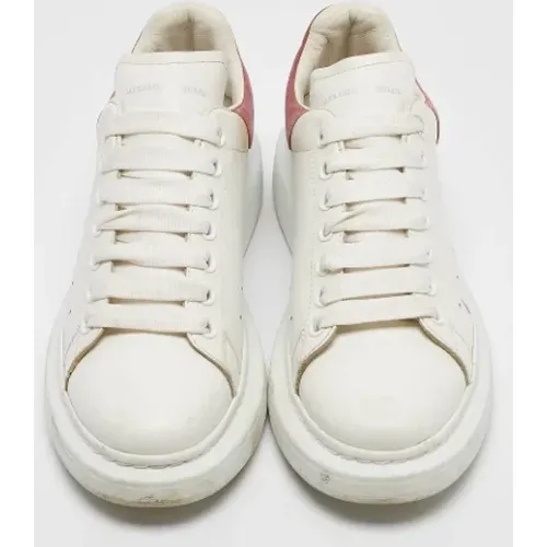 Pre-owned Leather sneakers , female, Sizes: 8 UK - Alexander McQueen Pre-owned - Modalova