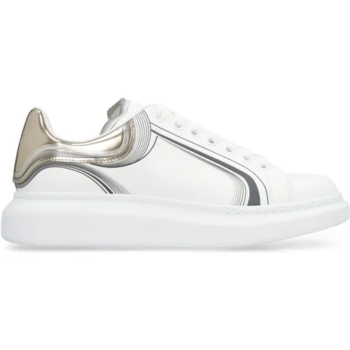 Chunky Curve Tech Sneakers , Herren, Größe: 44 EU - alexander mcqueen - Modalova