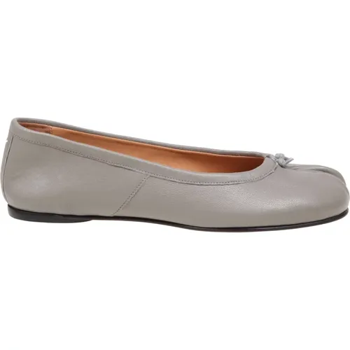 Grey Leather Ballerina Pumps , female, Sizes: 4 1/2 UK, 5 1/2 UK, 5 UK, 4 UK, 3 UK - Maison Margiela - Modalova