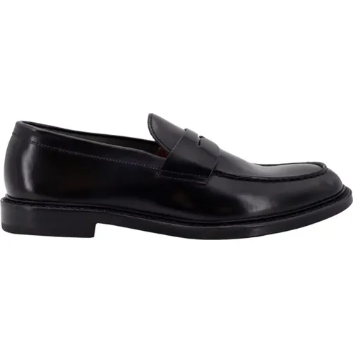 Men's Shoes Loafer Ss24 , male, Sizes: 5 1/2 UK, 7 1/2 UK, 5 UK, 9 UK, 6 UK, 10 UK, 7 UK, 6 1/2 UK, 8 1/2 UK, 8 UK - Doucal's - Modalova