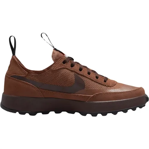 Limitierte Auflage Field Schuh , Herren, Größe: 45 1/2 EU - Nike - Modalova