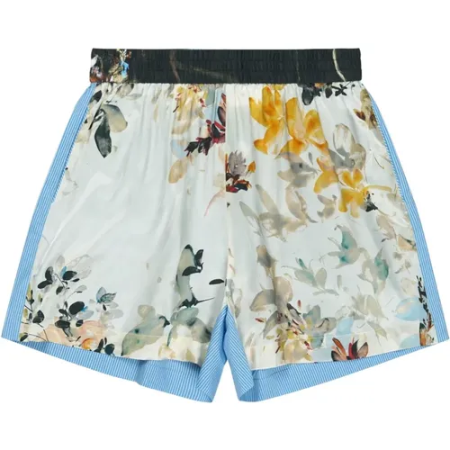 Flattering Loose-Fit Silk Shorts , female, Sizes: 2XS - Munthe - Modalova