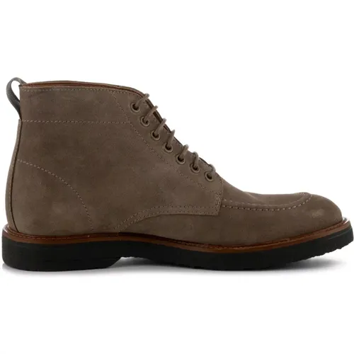 Modern Kip Suede Waterproof Boot - Taupe , male, Sizes: 10 UK, 11 UK, 12 UK - Shoe the Bear - Modalova