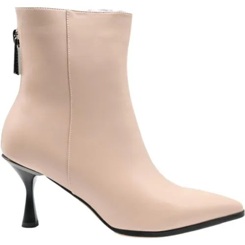 Nude Heeled Boots , female, Sizes: 2 UK - Braccialini - Modalova
