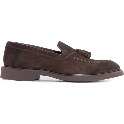 Suede Loafers with Tassels , male, Sizes: 8 UK, 8 1/2 UK - Doucal's - Modalova