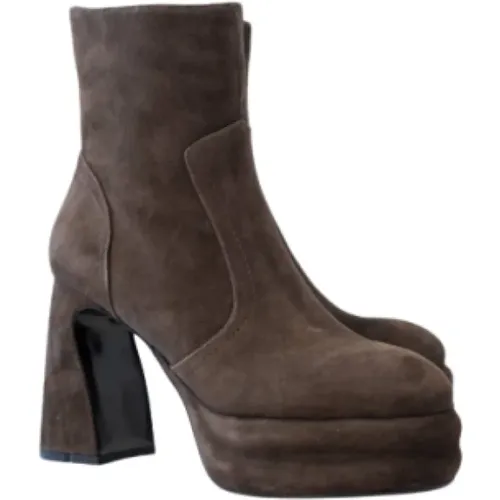 Suede Bubble Heel Ankle Boots , female, Sizes: 7 UK, 8 UK, 5 UK - Jeannot - Modalova