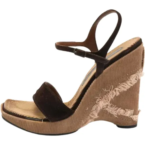 Pre-owned Suede sandals , female, Sizes: 3 UK - Casadei Pre-owned - Modalova