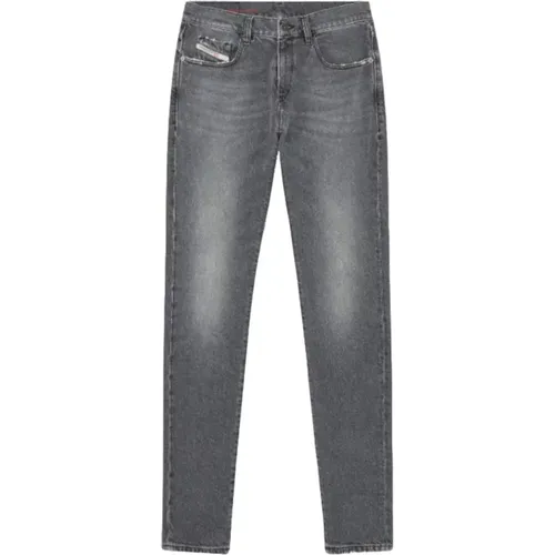 Slim Fit Jeans mit Reißverschluss , Herren, Größe: W36 - Diesel - Modalova