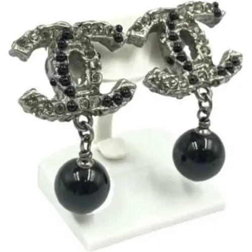 Pre-owned Metal earrings , female, Sizes: ONE SIZE - Chanel Vintage - Modalova