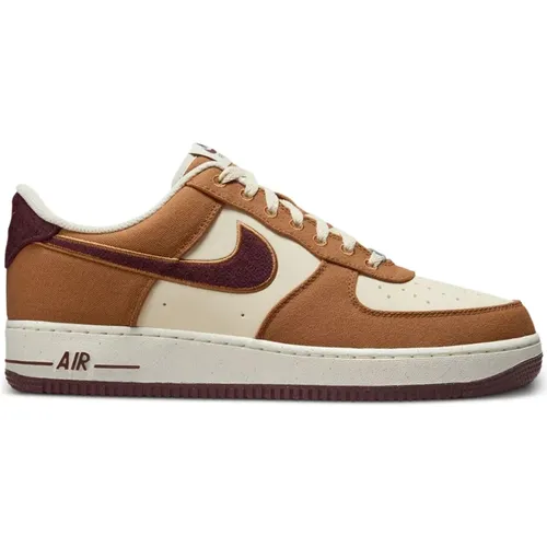 Air Force 1 '07 LV8 Sneakers , Herren, Größe: 41 EU - Nike - Modalova