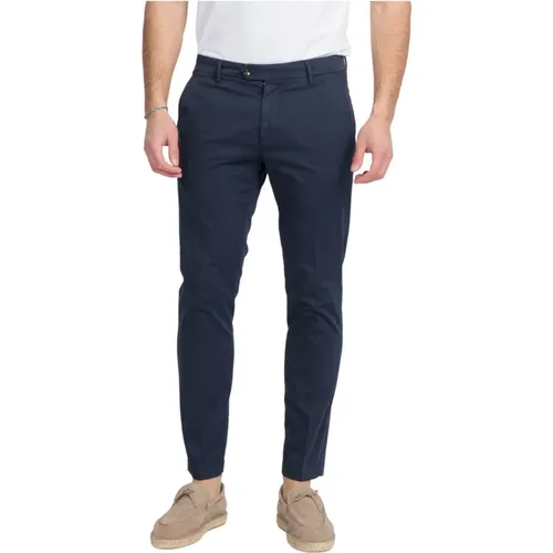 Slim Fit Summer Trousers , male, Sizes: W32 - Michael Coal - Modalova