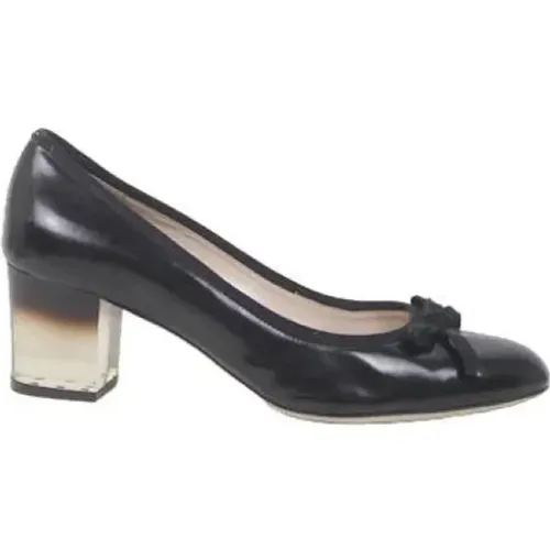 Pre-owned Leather heels , female, Sizes: 7 UK - Salvatore Ferragamo Pre-owned - Modalova