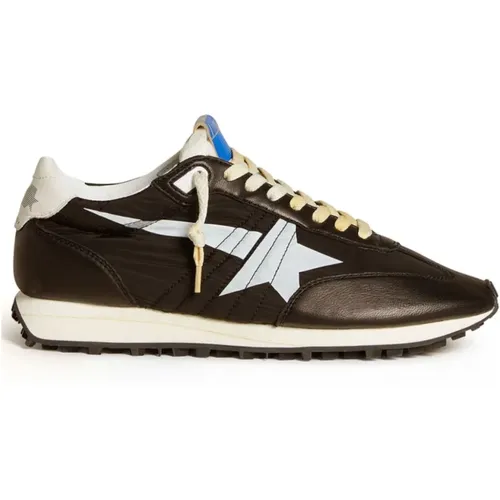 Sneakers with Star Patch , male, Sizes: 10 UK, 11 UK - Golden Goose - Modalova