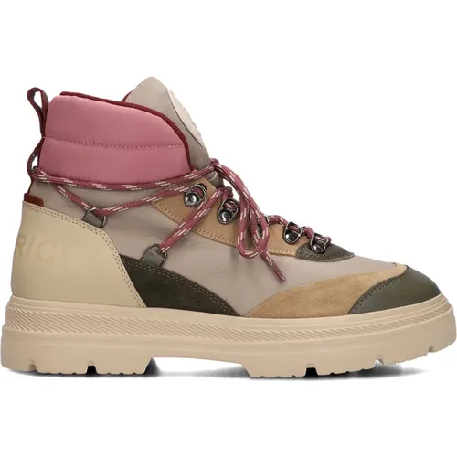 Retro Hiking Boot Gum Green , female, Sizes: 5 UK, 6 UK - Woolrich - Modalova