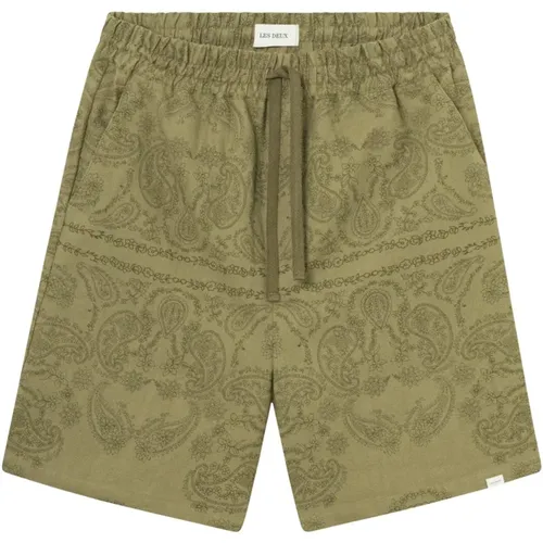 Paisley Print Shorts , male, Sizes: M, L, S - Les Deux - Modalova